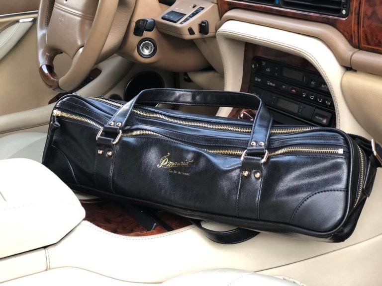 Close-up_Flute Bag_m_001